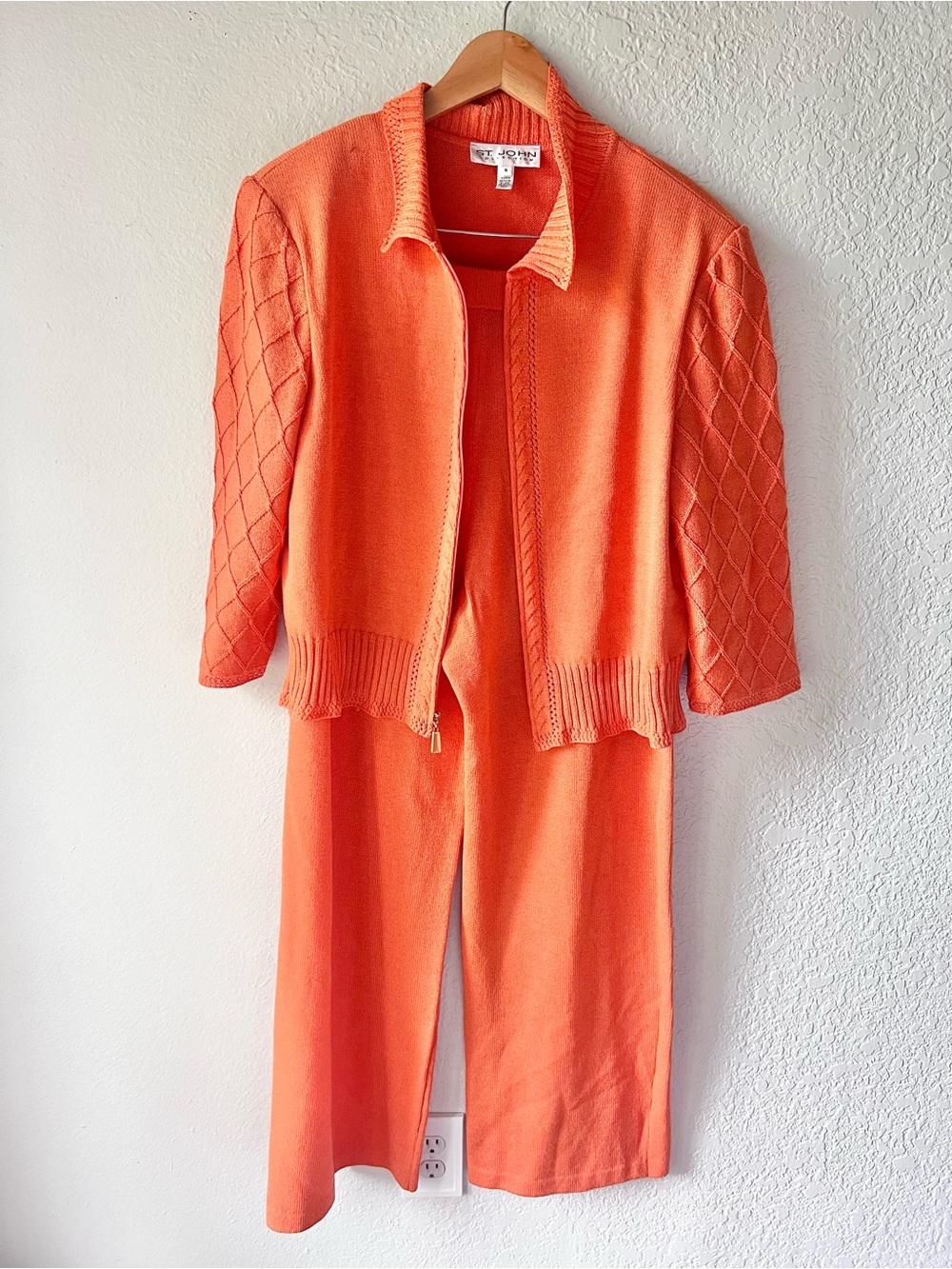 St. John Collection Orange Knit Sweater Pant Set Sz XL